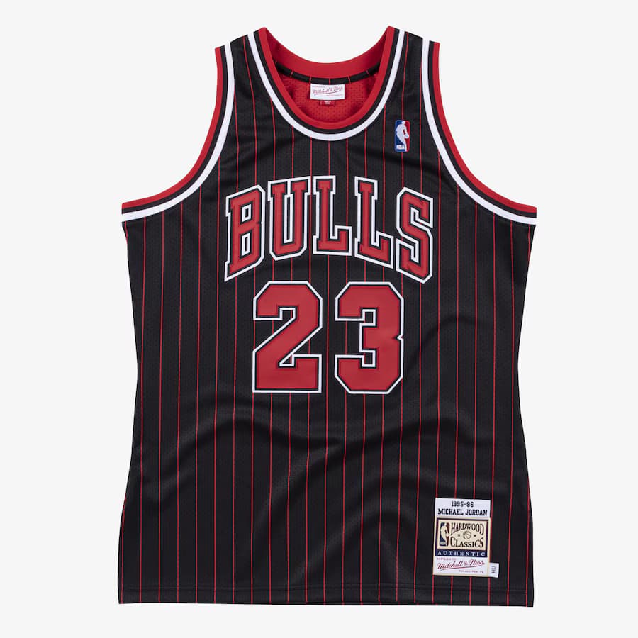 Mitchell & Ness NBA AUTHENTIC JERSEY CHICAGO BULLS 1995-96 MICHAEL JORDAN #23